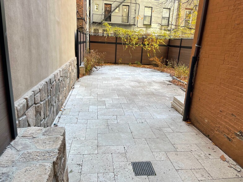 18 W 127th St, New York, NY à vendre - Photo du bâtiment - Image 2 de 42