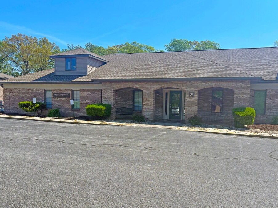 2 Emerald Ter, Swansea, IL for lease Primary Photo- Image 1 of 11