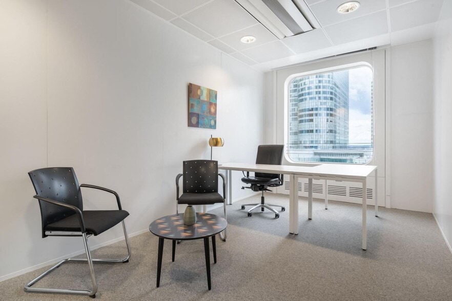 Bureau dans Puteaux à louer - Photo intérieure - Image 1 de 10