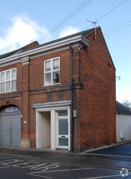131 High St, Stalham à louer - Photo principale - Image 1 de 2