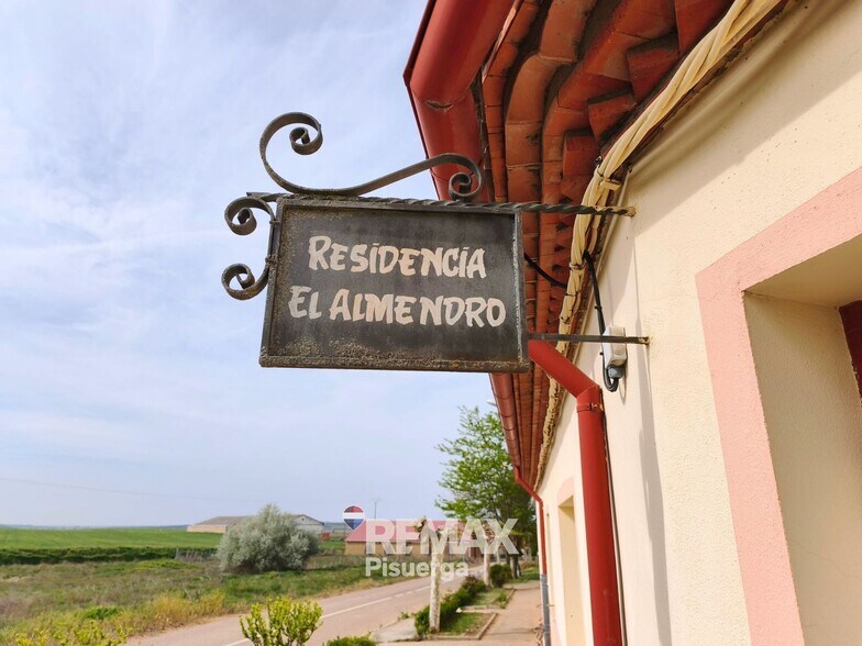 Carretera Tiedra, 9, Pozoantiguo, Zamora for sale - Building Photo - Image 2 of 59