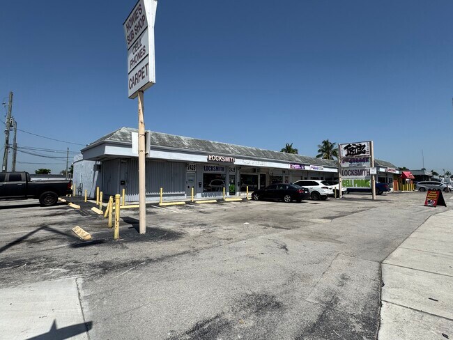 More details for 2414-2430 S State Road 7, Hollywood, FL - Retail for Lease