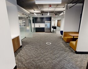 1100 Wayne Ave, Silver Spring, MD à louer Numérisation 3D de Matterport- Image 1 de 3