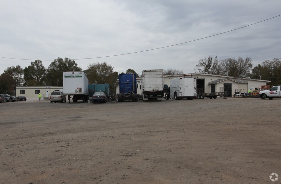 311 S Plum St, Durham, NC à louer - Photo principale - Image 3 de 4