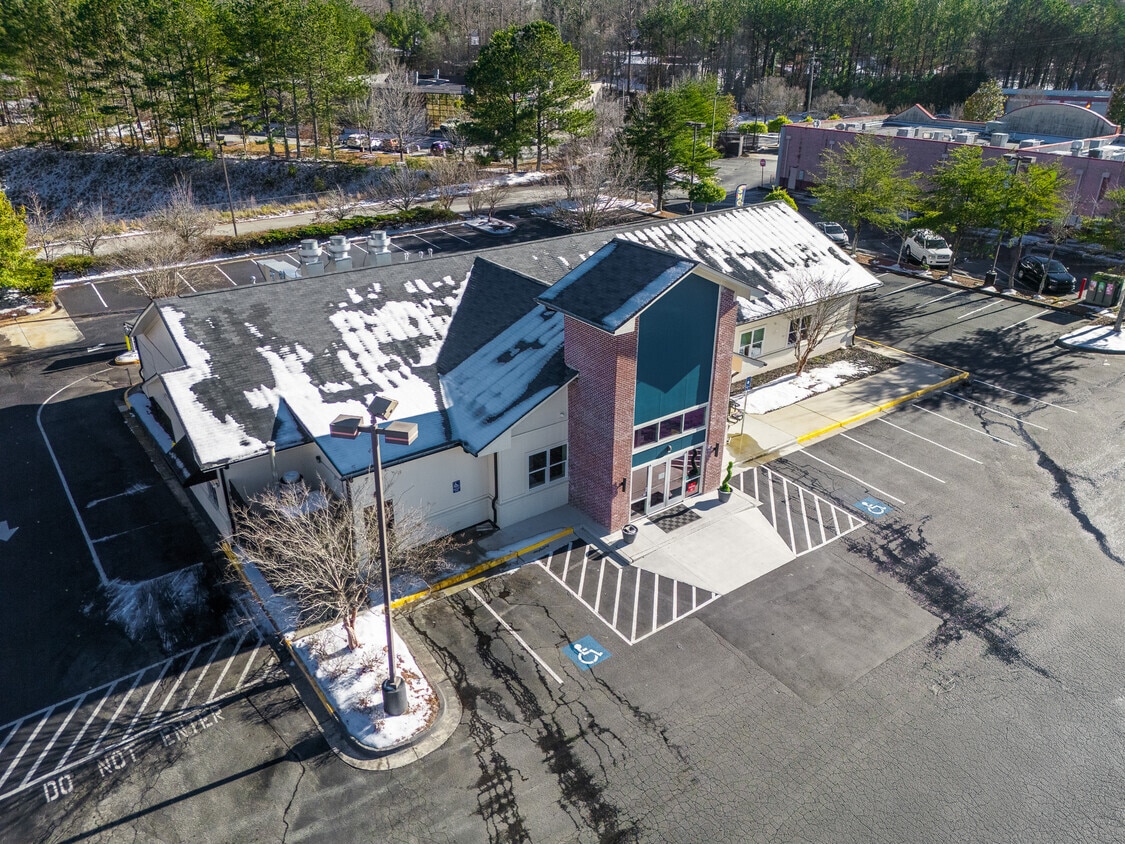 6912 Douglas Blvd, Douglasville, GA for lease Interior Photo- Image 1 of 10