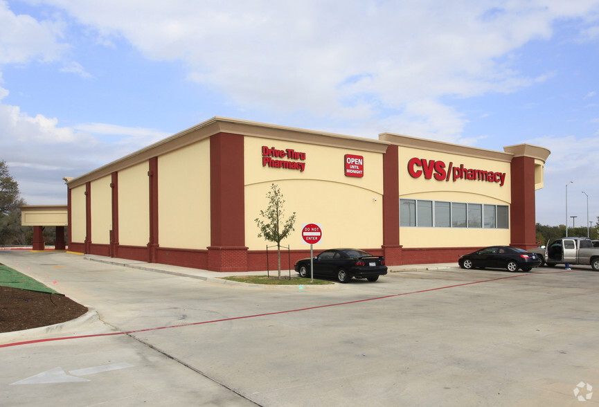 7001 Wyoming Springs Dr, Round Rock, TX for lease - Building Photo - Image 2 of 6