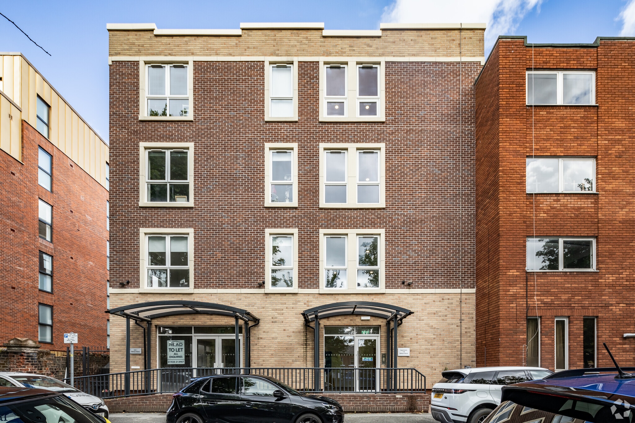 Palmyra Sq, Warrington for lease Primary Photo- Image 1 of 3