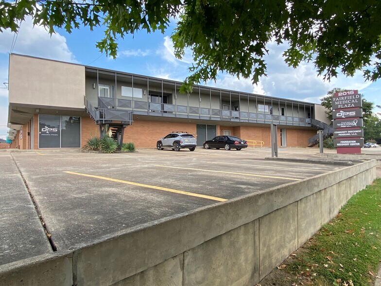2015 Fairfield Ave, Shreveport, LA for sale - Building Photo - Image 2 of 10