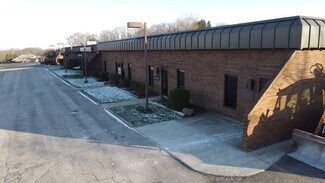 Plus de détails pour 7124 Brookwood Dr, Brookfield, OH - Bureau à louer