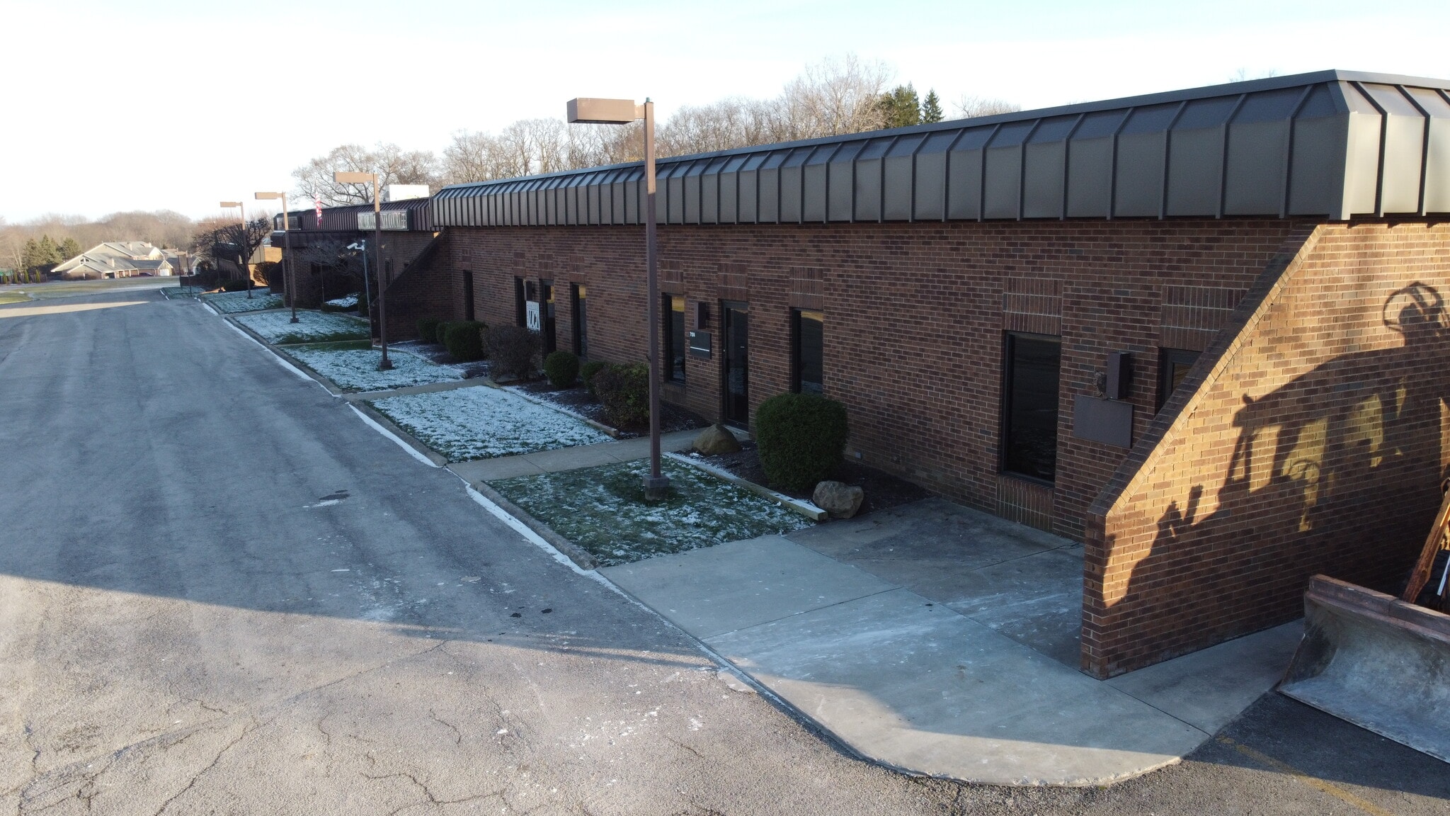 7124 Brookwood Dr, Brookfield, OH for lease Primary Photo- Image 1 of 10