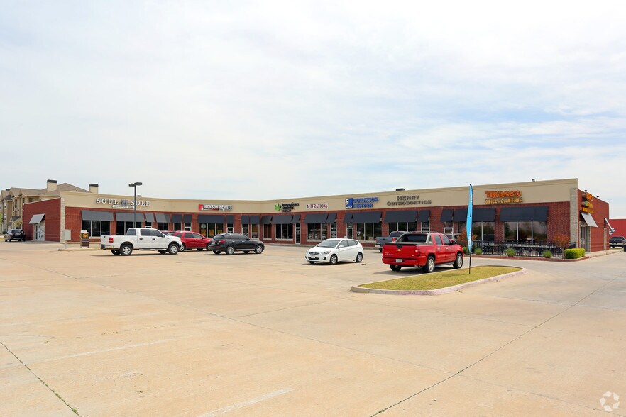 14605 S Memorial Dr, Bixby, OK à louer - Photo du bâtiment - Image 1 de 3