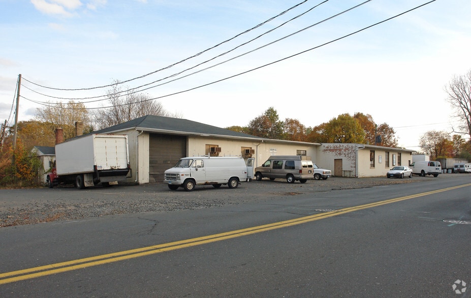 201 Atwater St, Plantsville, CT for sale - Building Photo - Image 3 of 3