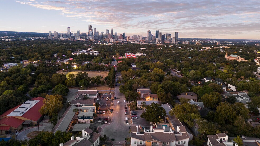 2526 Durwood St, Austin, TX à vendre - Photo du bâtiment - Image 3 de 71