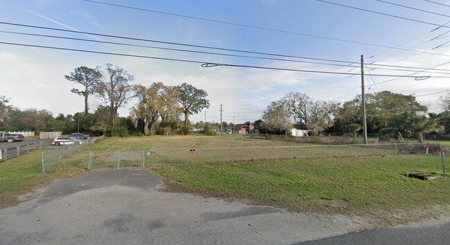More details for 12761 N Main St, Jacksonville, FL - Land for Sale