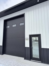 1106 S 34th St, Norfolk, NE for lease Interior Photo- Image 1 of 3