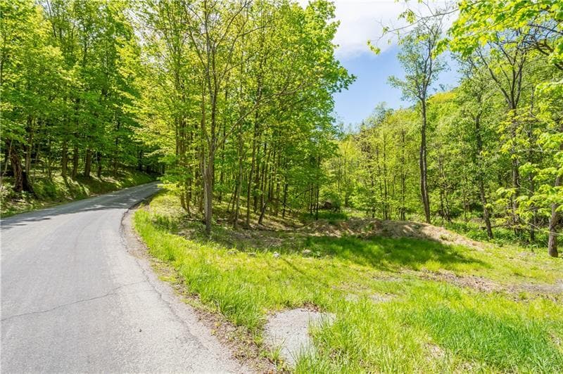 152 Chapel Hill Rd, Claysville, PA for sale - Building Photo - Image 2 of 20