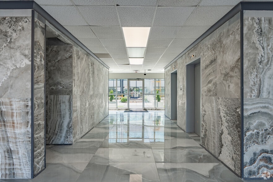 3385 Airways Blvd, Memphis, TN for lease - Lobby - Image 3 of 35