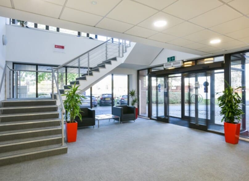 Bristol Rd, Quedgeley for lease - Interior Photo - Image 3 of 4