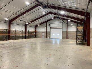 Plus de détails pour 135 Fedex Way, Rochester, NY - Local d'activités à louer