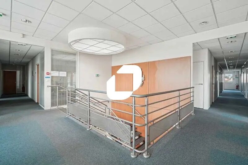 Flex dans Morangis à louer - Photo du bâtiment - Image 3 de 16