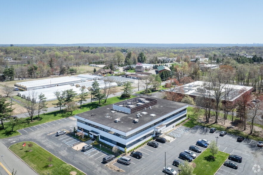160 Summit Ave, Montvale, NJ for lease - Aerial - Image 3 of 12