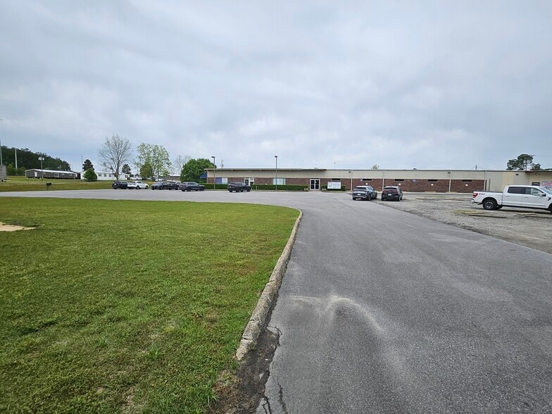 495 Saint Johns Rd, Bonifay, FL à vendre - Photo du bâtiment - Image 1 de 7