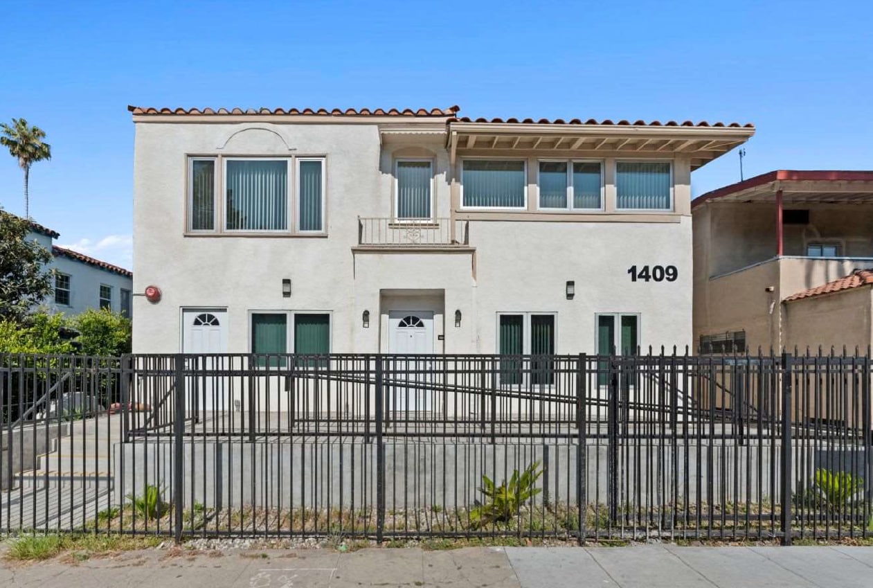1409 N Hobart Blvd, Los Angeles, CA à vendre Photo principale- Image 1 de 15