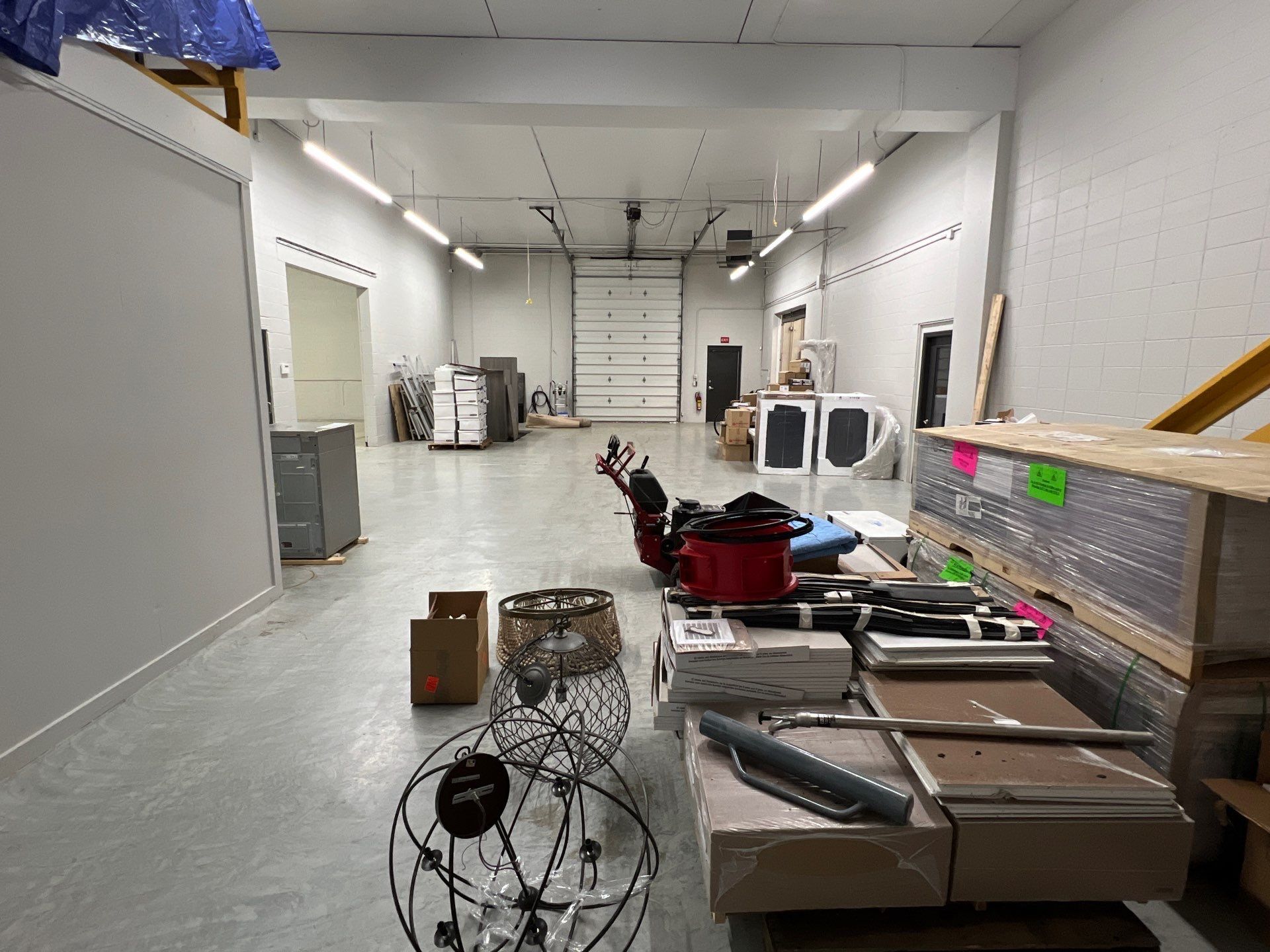 5858 Thunderbird Rd, Indianapolis, IN for lease Interior Photo- Image 1 of 17