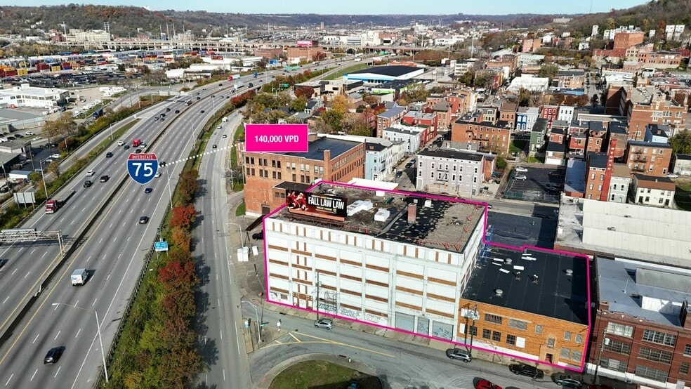 1034 Hulbert Ave, Cincinnati, OH for lease - Building Photo - Image 2 of 4