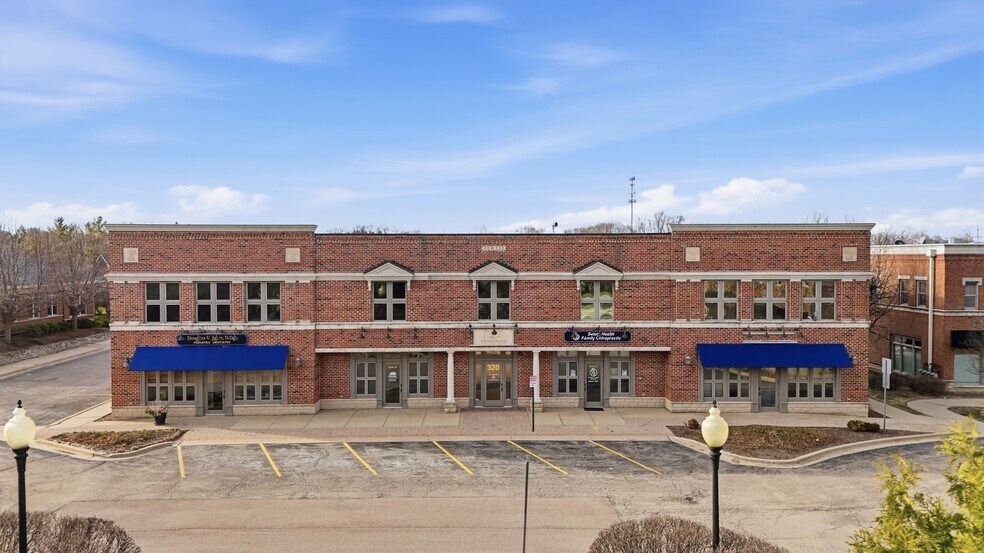 40W320 Lafox Rd, St Charles, IL for sale - Primary Photo - Image 1 of 52