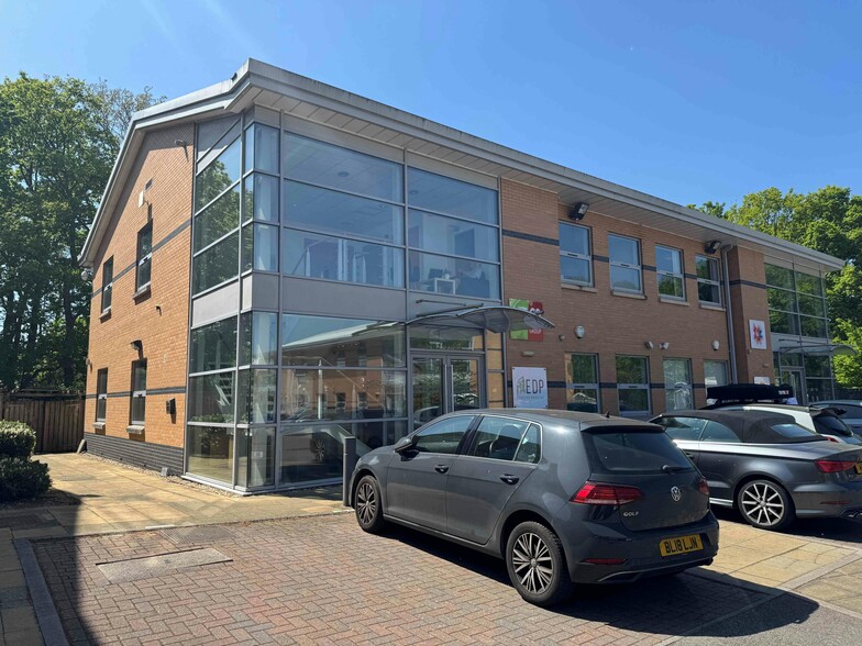 Solent Way, Fareham for lease - Building Photo - Image 2 of 7