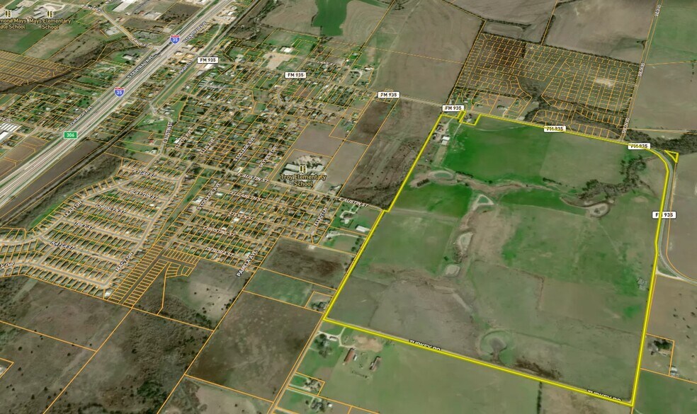 Farm to Market Road 935, Troy, TX à vendre - Photo du bâtiment - Image 3 de 23