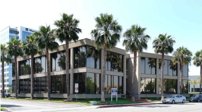 2062 Business Center Dr, Irvine, CA for lease - Building Photo - Image 2 of 20