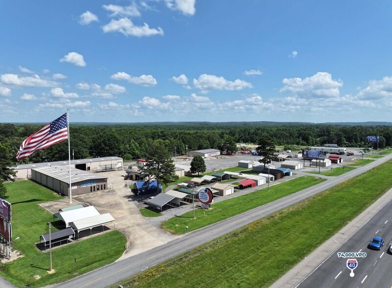 65-67 Interstate Dr, Mayflower, AR à vendre - Photo du bâtiment - Image 1 de 17
