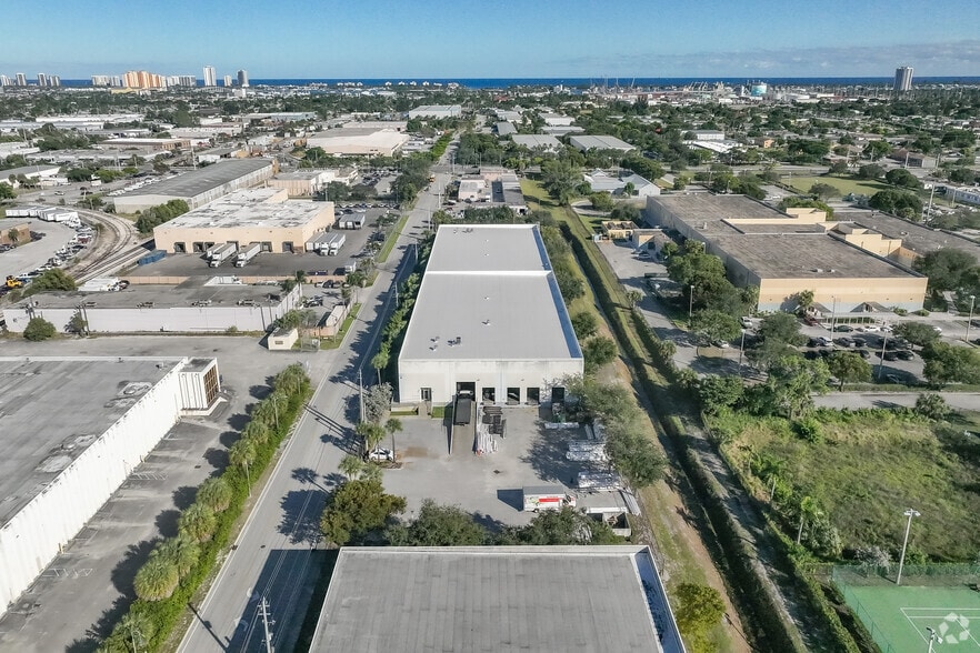 1301 W 13th St, Riviera Beach, FL for lease - Aerial - Image 1 of 5
