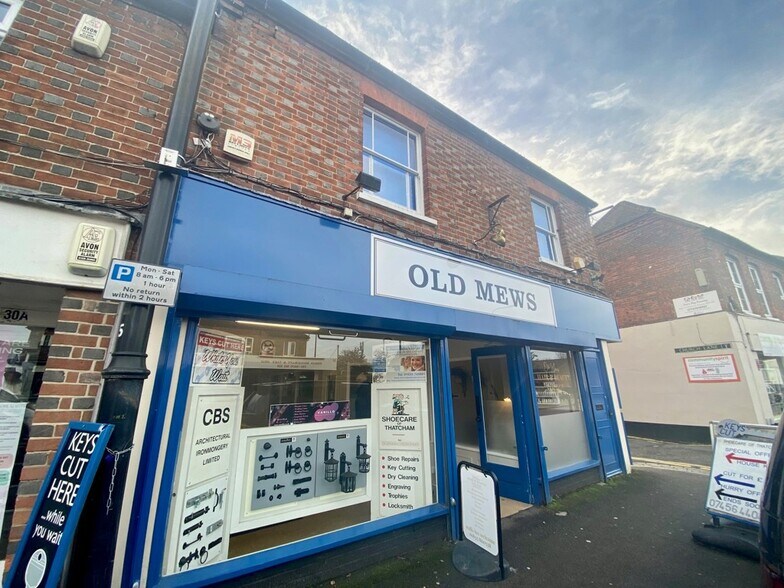 32 High St, Thatcham à louer - Photo du bâtiment - Image 2 de 2