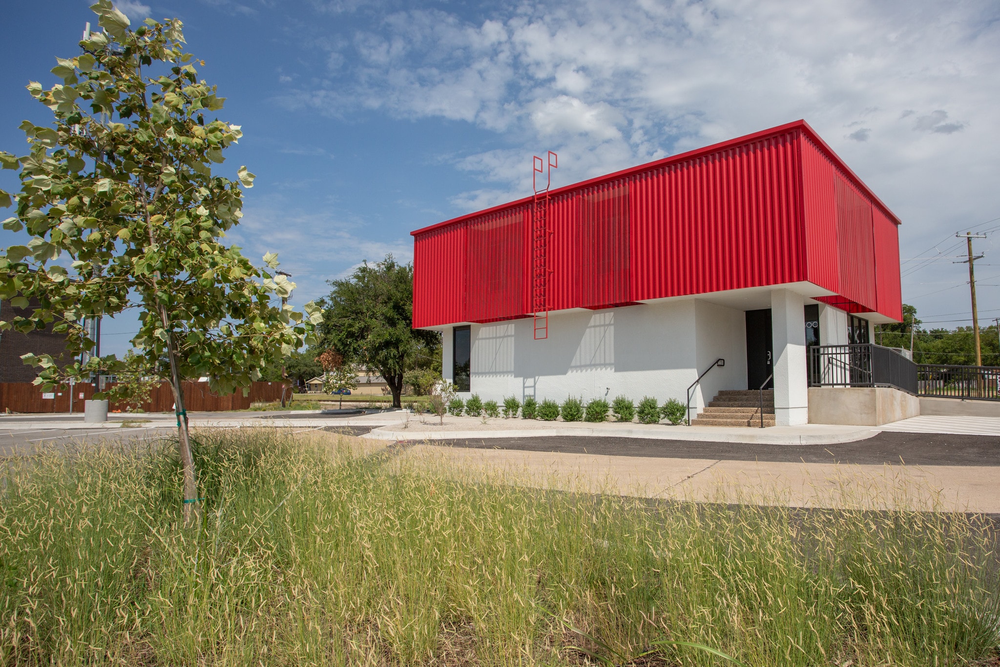 1800 W Bowie St, Fort Worth, TX for lease Primary Photo- Image 1 of 12