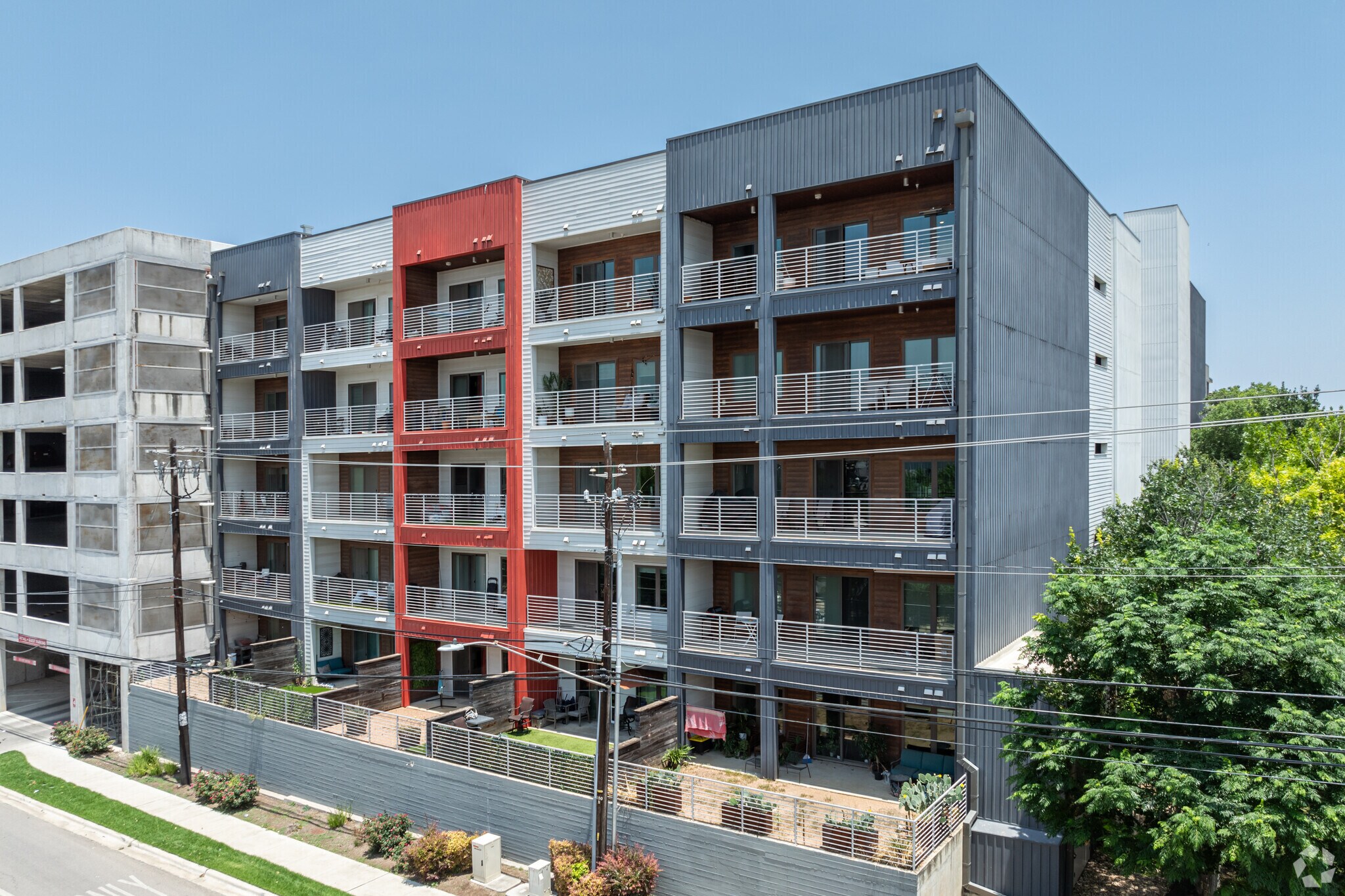 4361 S Congress Ave, Austin, TX à vendre Photo du bâtiment- Image 1 de 38