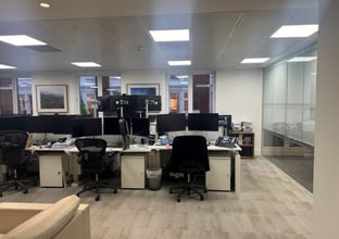 2-4 Cork St, Londres à louer Photo intérieure- Image 1 de 8