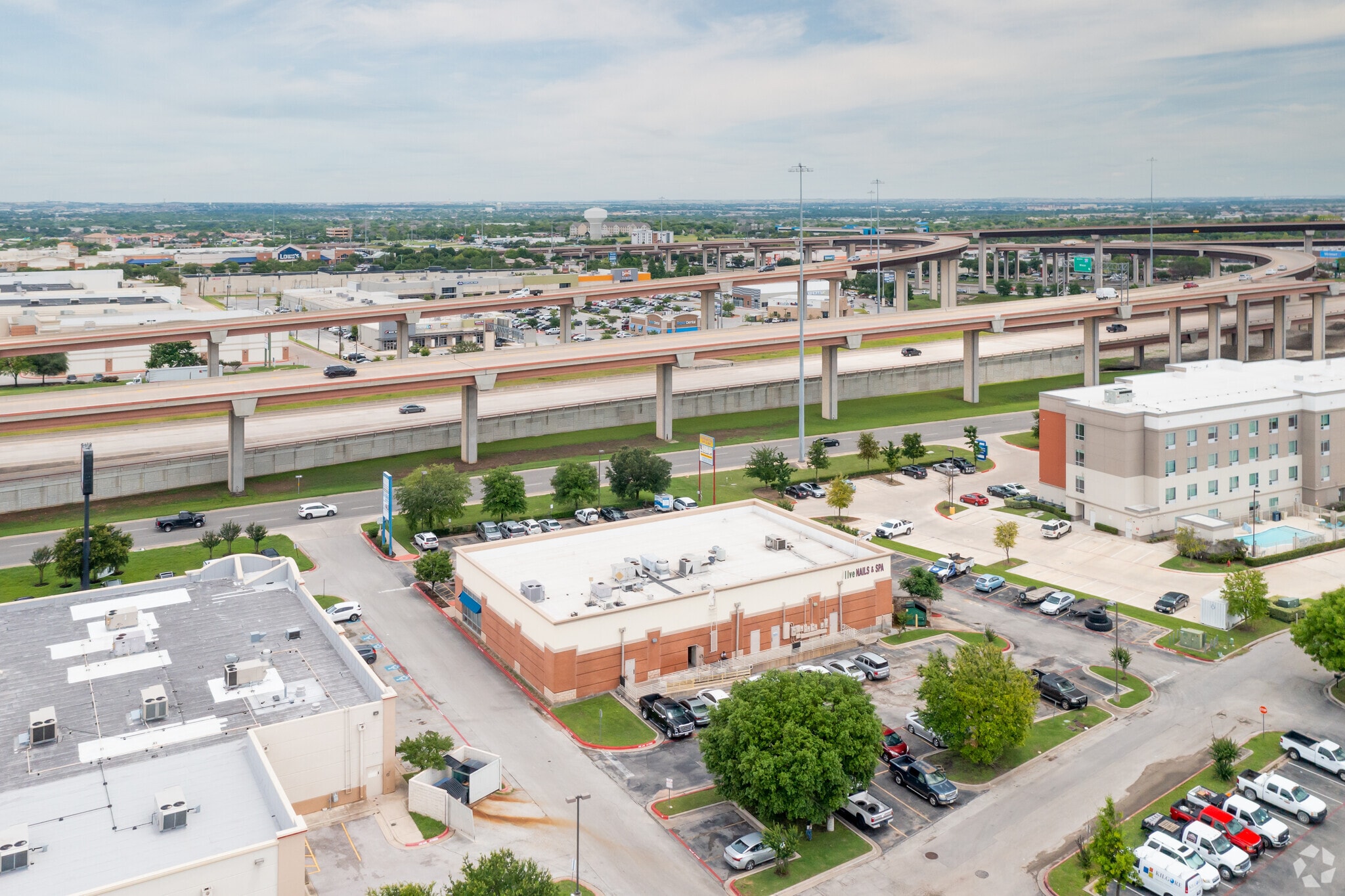 399 W Louis Henna Blvd, Austin, TX for lease Primary Photo- Image 1 of 23