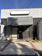 1200-1242 N San Dimas Canyon Rd, San Dimas, CA for lease Building Photo- Image 1 of 4