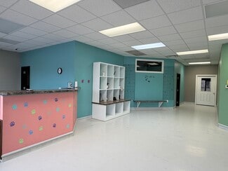Plus de détails pour 911 W 1st St, Mcpherson, KS - Industriel à vendre