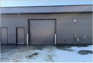 35186 Kenai Spur Hwy, Soldotna, AK à louer Photo du bâtiment- Image 1 de 1