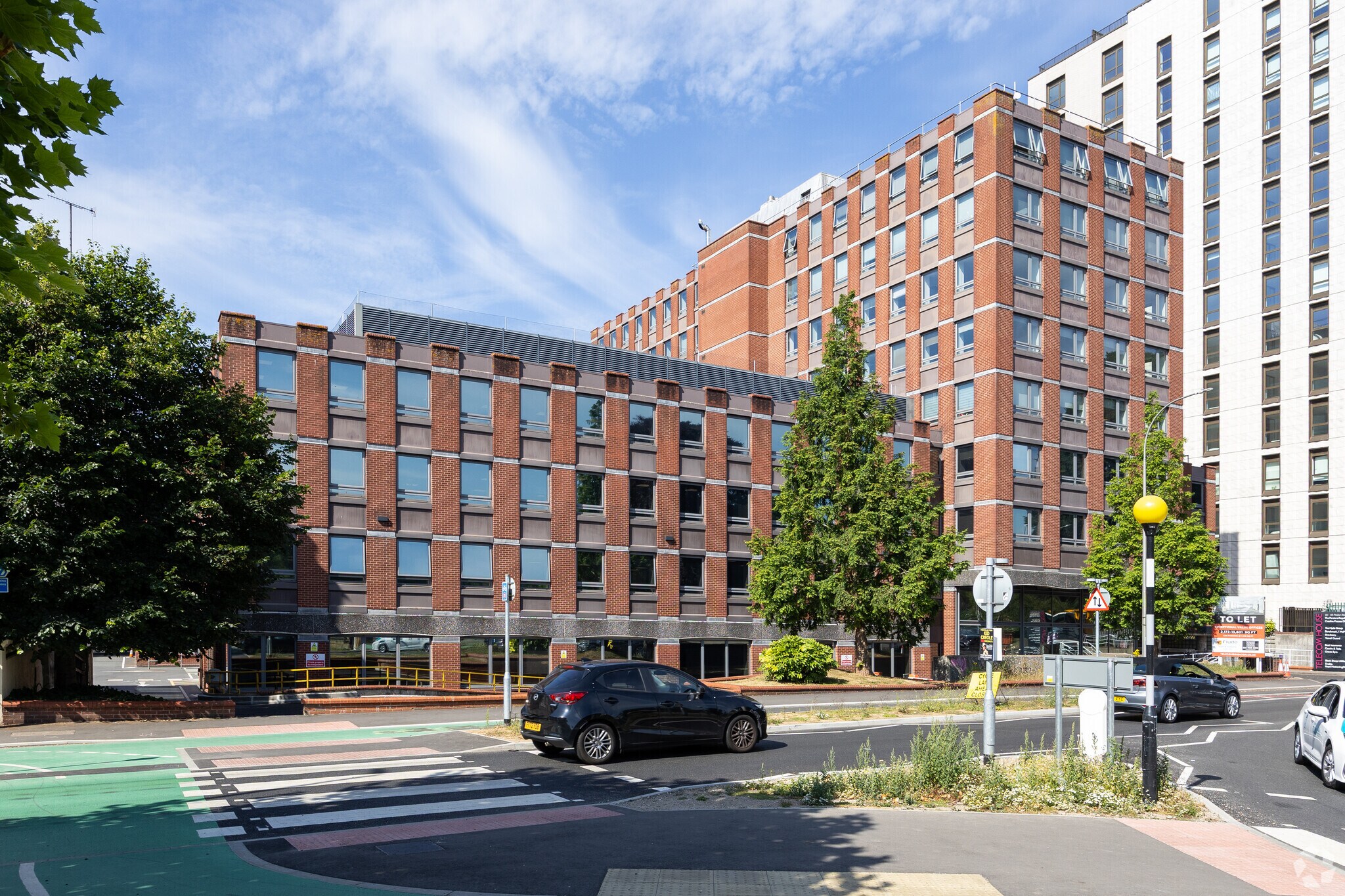 125-135 Preston Rd, Brighton à louer Photo du bâtiment- Image 1 de 4