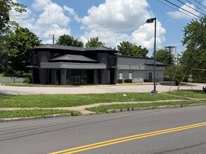 204 Largo Dr, Nashville, TN à louer Photo intérieure- Image 2 de 4