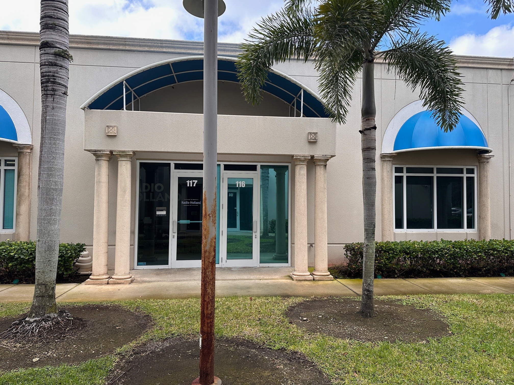 2860 W State Road 84, Fort Lauderdale, FL for lease Interior Photo- Image 1 of 15