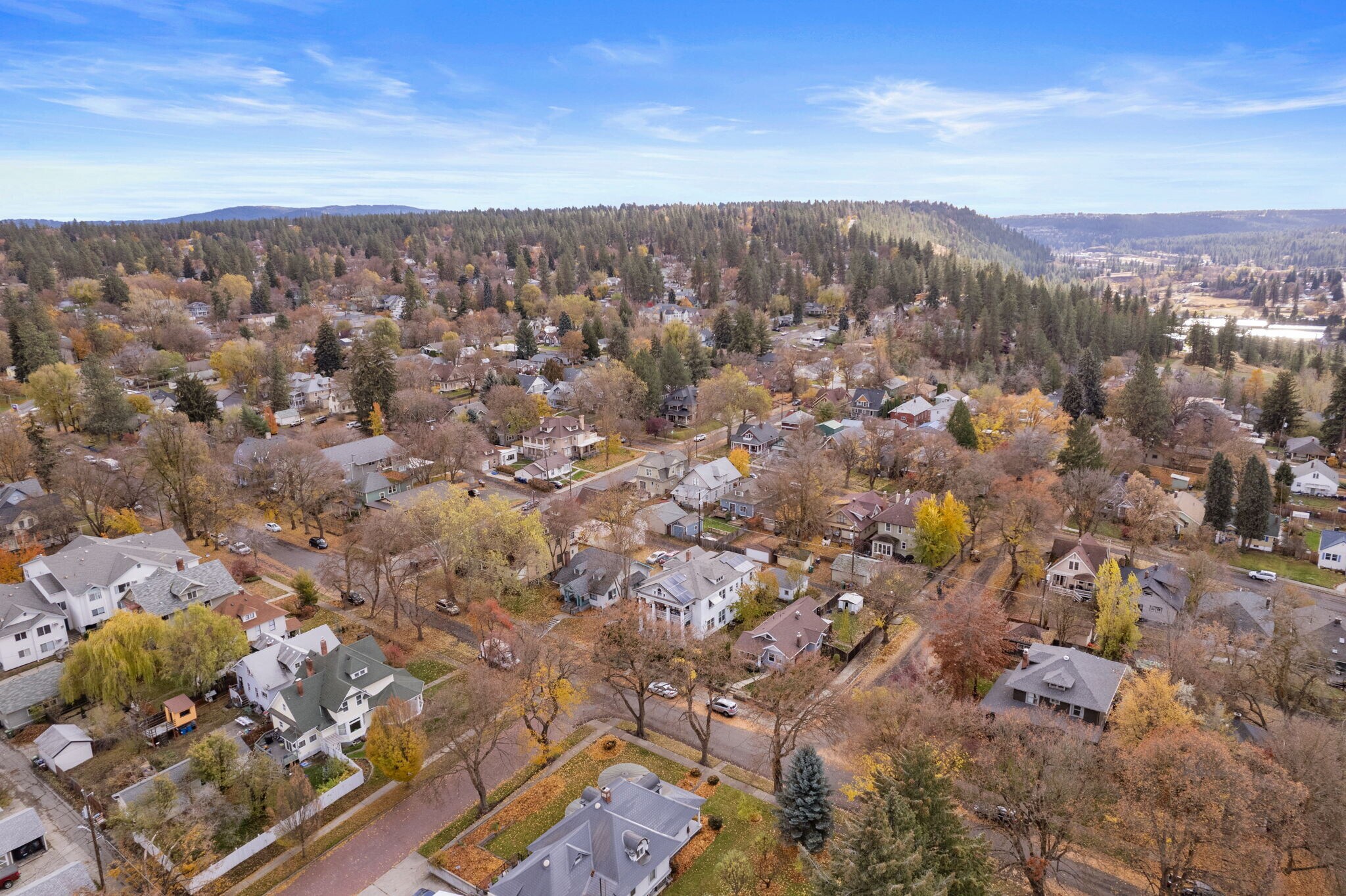 South Hill Multifamily Portfolio portefeuille de 12 propriétés à vendre sur LoopNet.ca Photo principale- Image 1 de 13