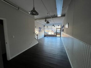 52-54 Broadway, Greenlawn, NY for lease Interior Photo- Image 2 of 6
