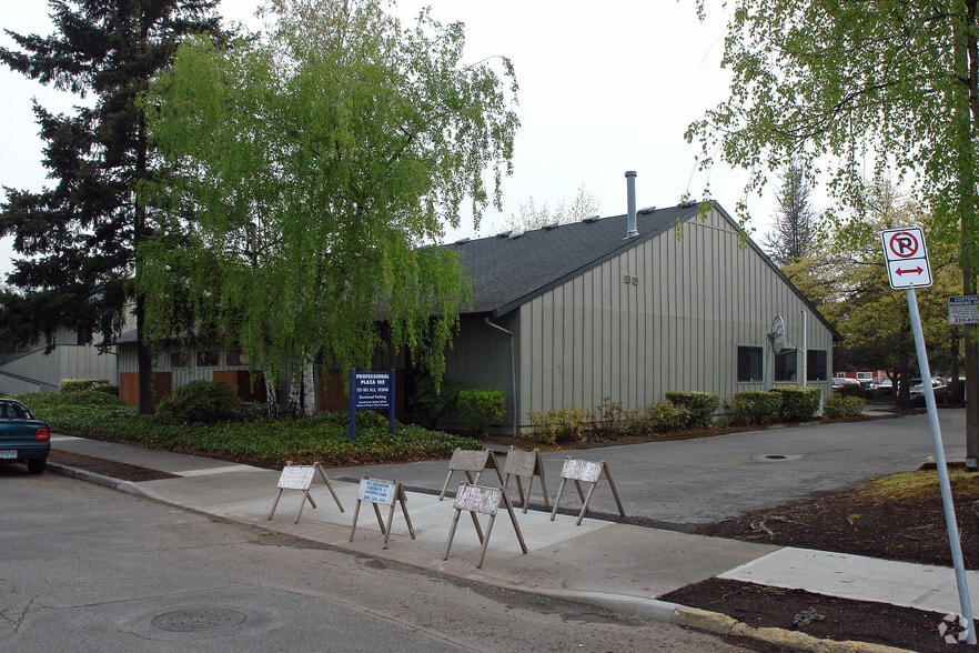 125 NE 102nd Ave, Portland, OR à vendre - Photo du bâtiment - Image 1 de 2