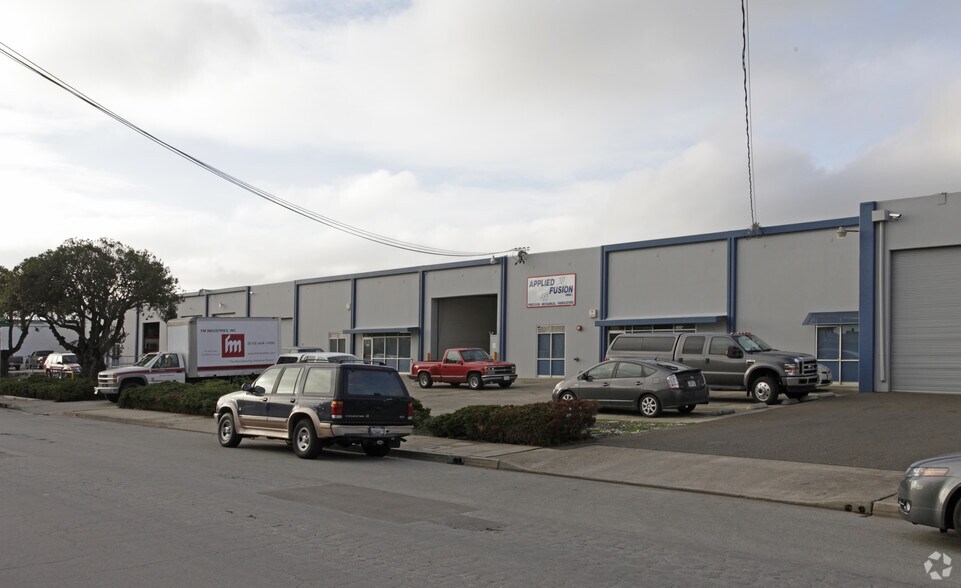 1919-1931 Republic Ave, San Leandro, CA à vendre - Photo principale - Image 1 de 7